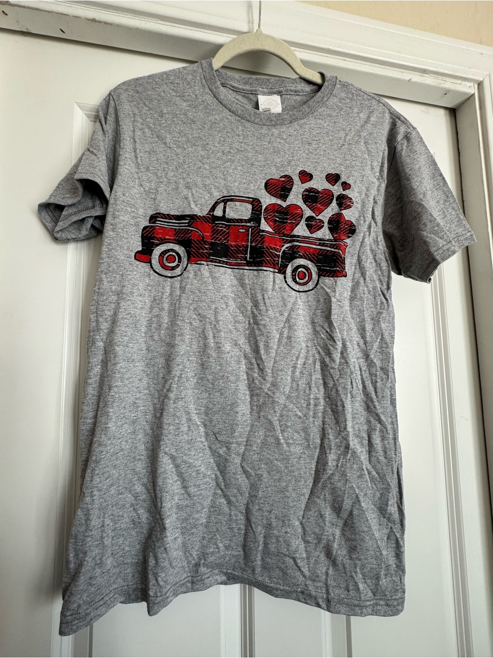 New Delta Apparel Small Grey Gray Red Black Vintage Truck Hearts Valentine Shirt